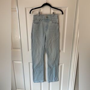 Madewell 90’s Straight High Rise Light Wash Jeans size 23